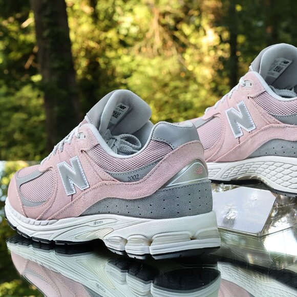 New Balance 2002R Orb Pink Grey Men’s Size 13 - Picture 12 of 13